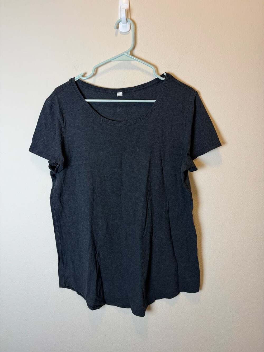 Lululemon Short Sleeve T-Shirt Size 10 Black Athletic